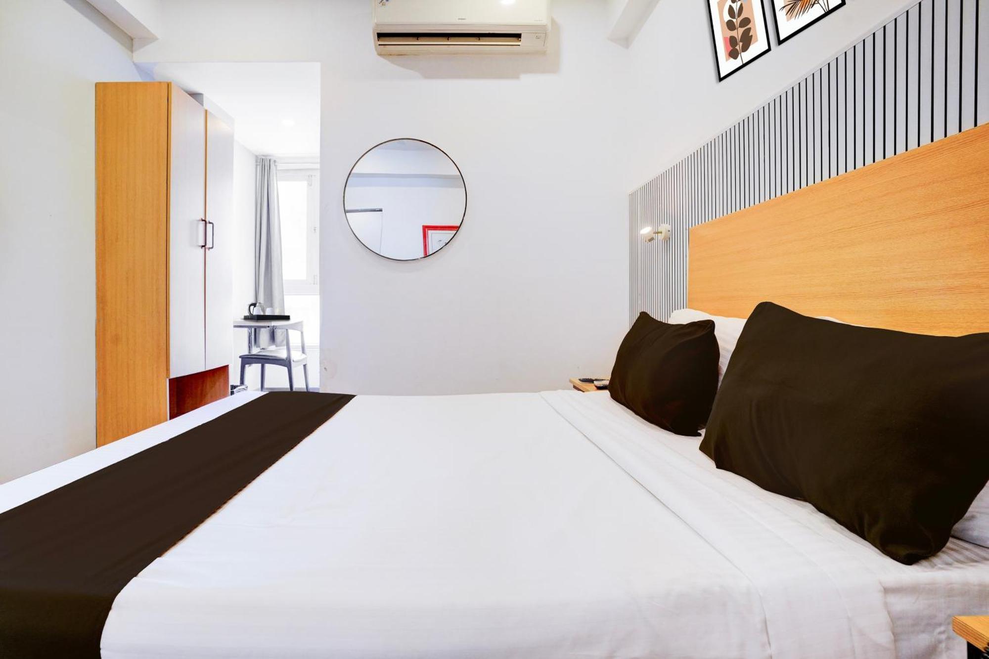 Townhouse Khar The Habitat Hotel Mumbai Exterior photo